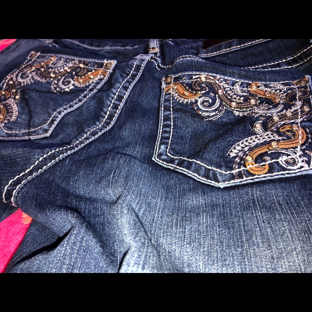 Mid rise skinny jeans. size 3/4R